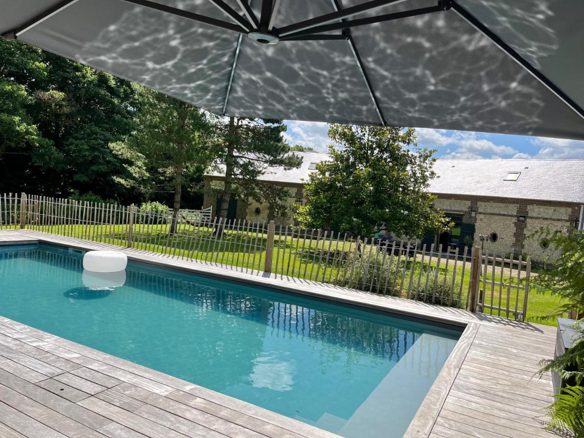 Le Grenier D'Ouilly Au Coeur Du Pays D'Auge - Gite Avec Piscine A 20 Min Des Plages Exterior photo